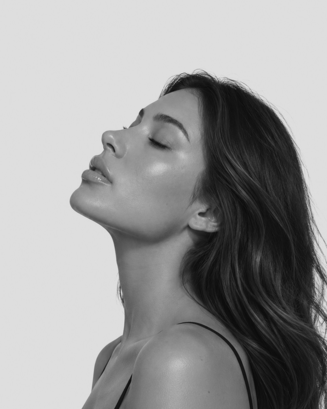 Why Your Skin Can Feel Dry Even After Applying Moisturizer