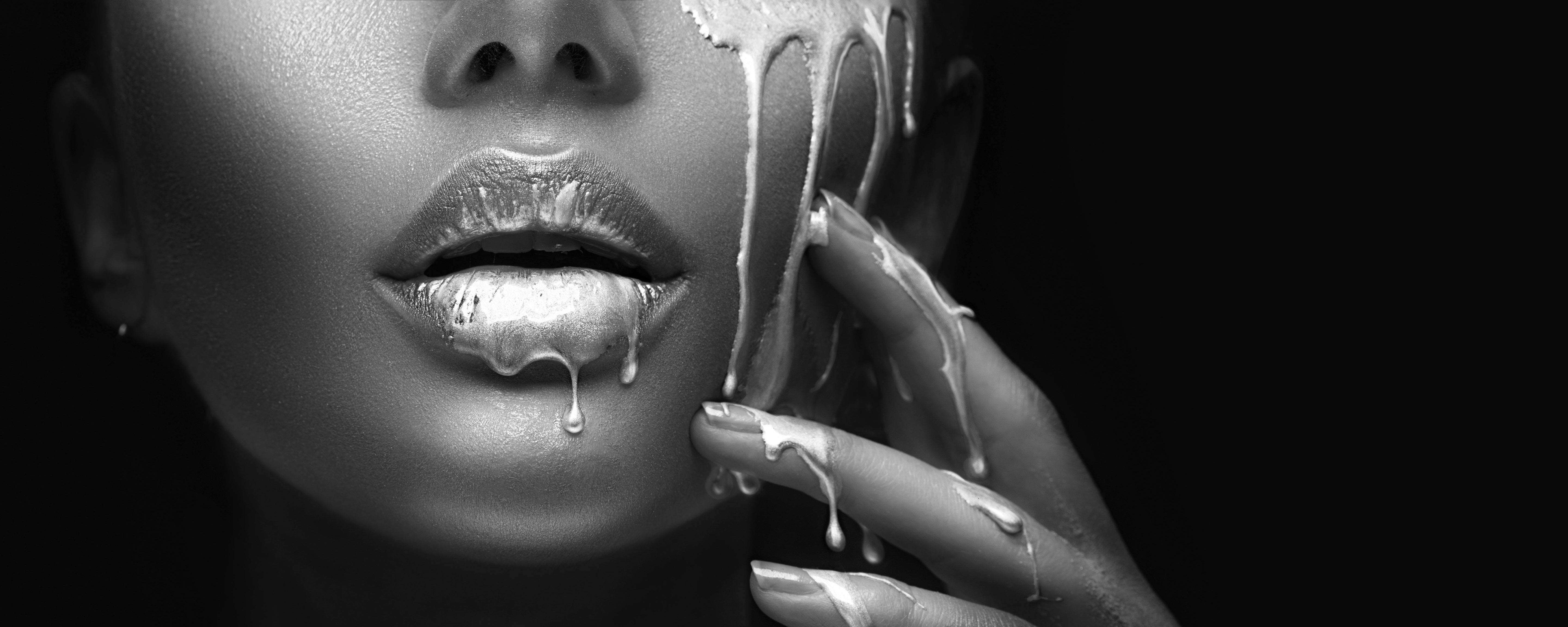 The Power of Bee Venom: Antimicrobial & Anti-Aging Benefits in Our Bee Serum