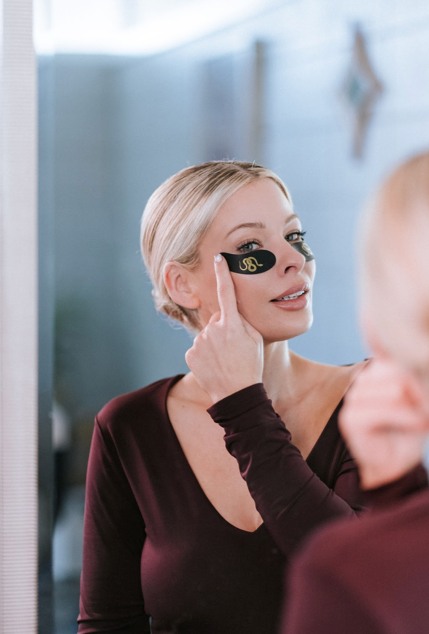 Signature Snake Design Reusable Silicone Under Eye Patches